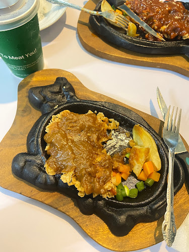 Jl. Dr. Sutomo No.41, Simpang Haru, Kec. Padang Tim., Kota Padang, Sumatera Barat 21252