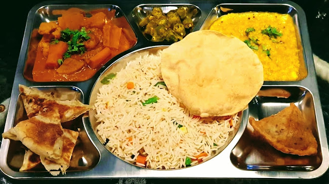 Opinii despre KHESACHIT, Authentic Indian Food în Kota Bogor - Gastronomi dan perhotelan