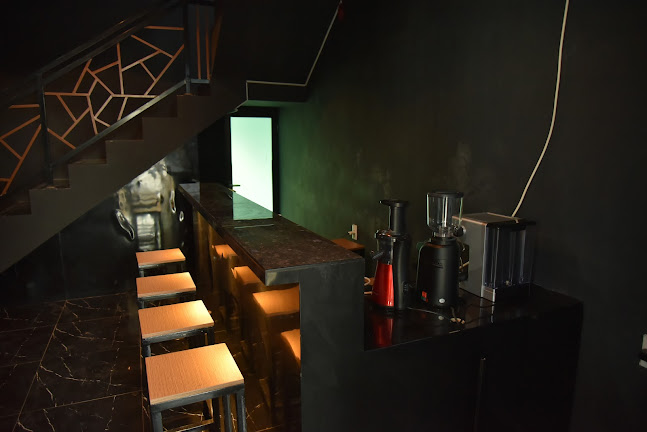 Kopi MAMA - Gastronomi dan perhotelan