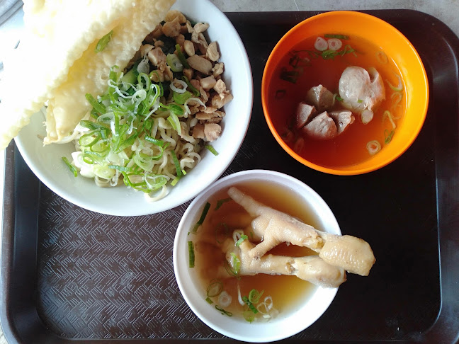 Comentarii opinii despre Kedai Perempatan