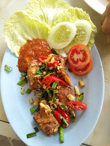 Comentarii opinii despre WARUNG KENDEDES