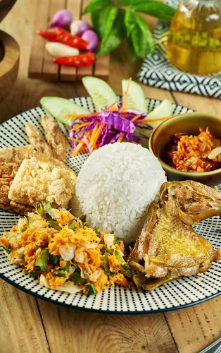 Opinii despre de'Clan Resto & Cafe Depok în Kota Depok - Gastronomi dan perhotelan