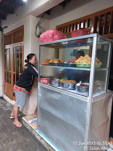 nasi uduk nini otih - Kota Tangerang
