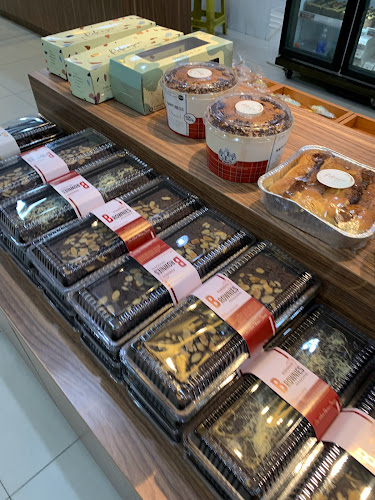 Robinson Bakery - Gastronomi dan perhotelan