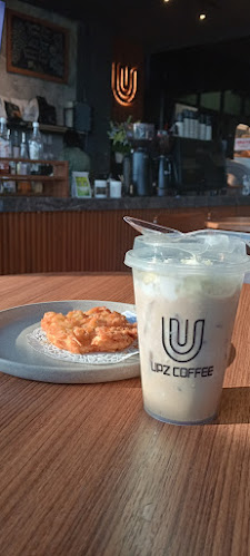 Jl. Komp. Perdana Square, Parit Tokaya, Kec. Pontianak Sel., Kota Pontianak, Kalimantan Barat 78124