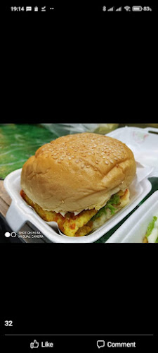 Opinii despre Pinang Burger Wii Mart în Kota Tanjung Pinang - Gastronomi dan perhotelan