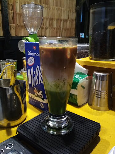 Opinii despre Kedai Bawah Gunung în Kota Samarinda - Gastronomi dan perhotelan