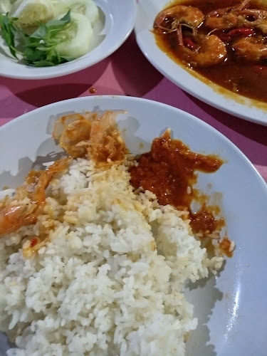 P8F4+GGG, Jl. Veteran, Matali, Kec. Kotamobagu Tim., Kota Kotamobagu, Sulawesi Utara 95716