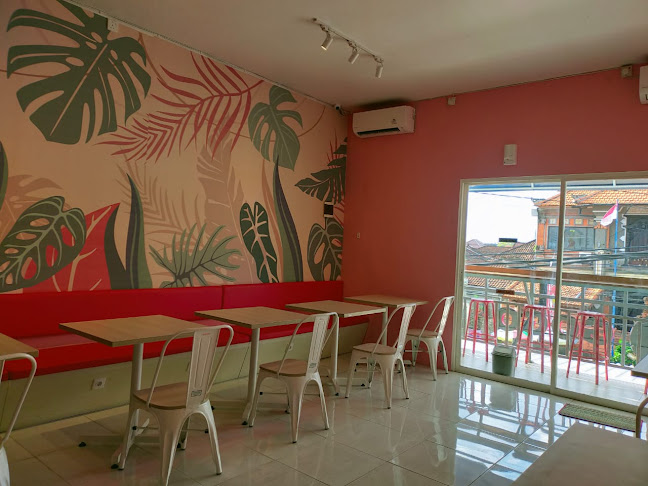 GOGO Fried Chiken Tangkuban Perahu - Gastronomi dan perhotelan