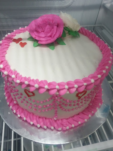 Via Cake's - Gastronomi dan perhotelan