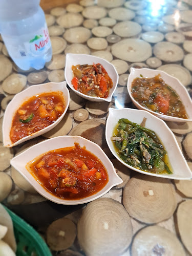 Opinii despre PONDOK PINDANG UMAK BUKIT în Kota Palembang - Gastronomi dan perhotelan