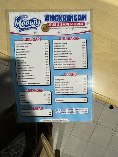 Angkringan Susu Sapi Murni 'MOOWY' - Gastronomi dan perhotelan