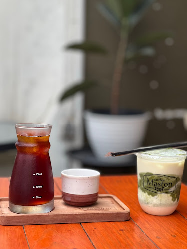 Opinii despre COFFEE MASTON în Kota Bandung - Gastronomi dan perhotelan