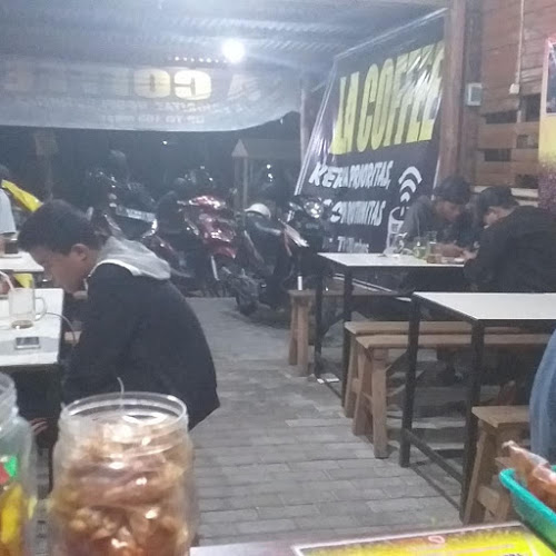 Jl. Benteng Pancasila No.06, Mergelo, Gn. Gedangan, Kec. Magersari, Kota Mojokerto, Jawa Timur 61314