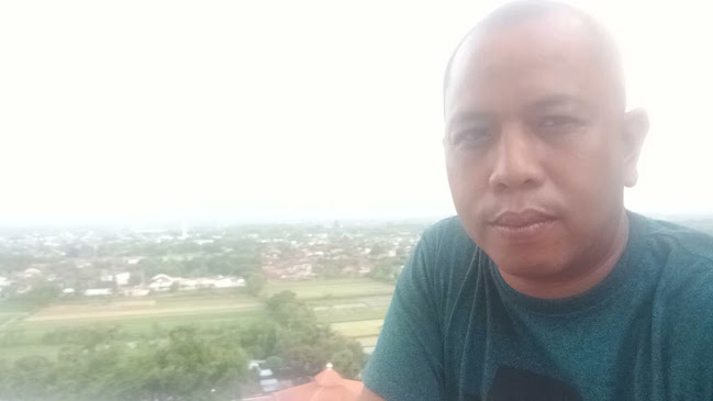 Opinii despre RAJA LIVE în Kota Surakarta - Gastronomi dan perhotelan