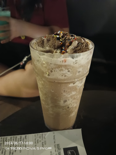 Opinii despre WARUNK WOW KWB în Kota Batu - Gastronomi dan perhotelan