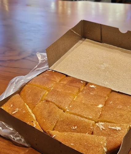 Kue bandung dan pukis Ahoy - Kota Semarang