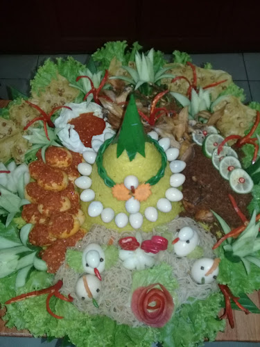 Opinii despre Warung Etek Bungsu în Kota Sibolga - Gastronomi dan perhotelan