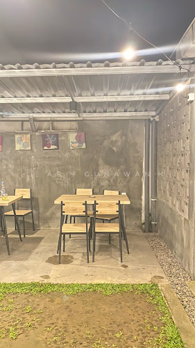 Bawah Pohon Coffeelab - Gastronomi dan perhotelan