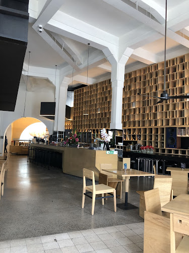 Locaāhands - Food & Coffee - Gastronomi dan perhotelan