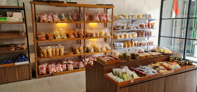 Jl. Jend. Ahmad Yani No.31, Peunayong, Kec. Kuta Alam, Kota Banda Aceh, Aceh 23116