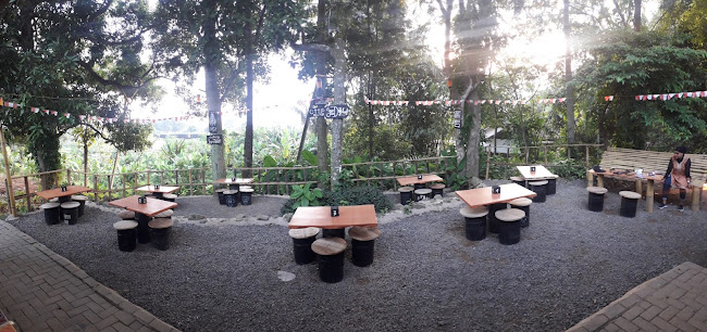 Opinii despre EAST 04 în Kota Bandar Lampung - Gastronomi dan perhotelan