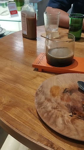 Seniman Coffee Trunojoyo - Surabaya