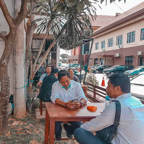 Opinii despre Freshday The Police Cafe Samarinda în Kota Samarinda - Gastronomi dan perhotelan