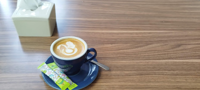 Comentarii opinii despre de'Clan Resto & Cafe Depok