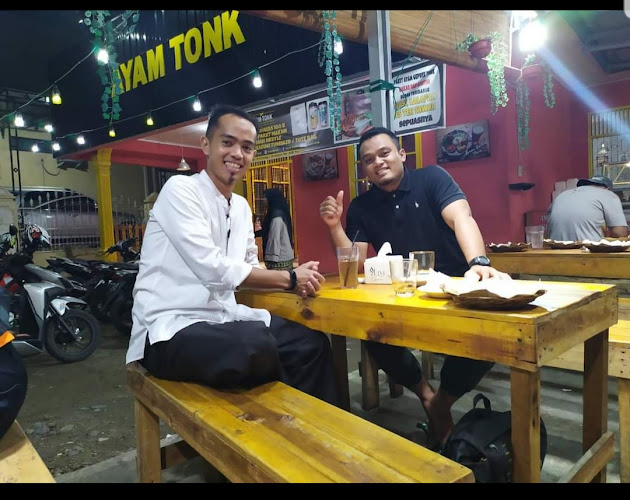 Opinii despre Ayam Tonk în Kota Padang - Gastronomi dan perhotelan