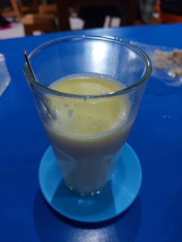 Angkringan Susu Sapi Murni 'MOOWY' - Kota Makassar