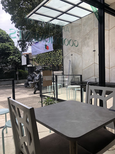 Centrale Pizzeria - Kota Bandung