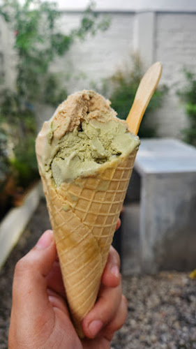 Alifs Coffee & Gelato - Gastronomi dan perhotelan