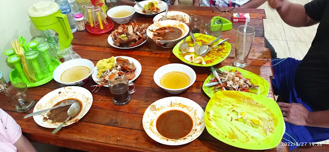 MR CAFE MIE ACEH SEAFOOD & KOPI GAYO SPECIALTY - Gastronomi dan perhotelan