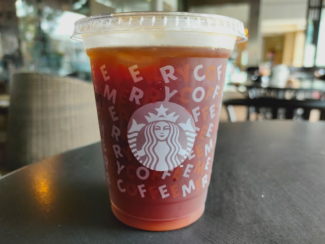 Opinii despre Starbucks Cambridge City Square în Kota Medan - Gastronomi dan perhotelan