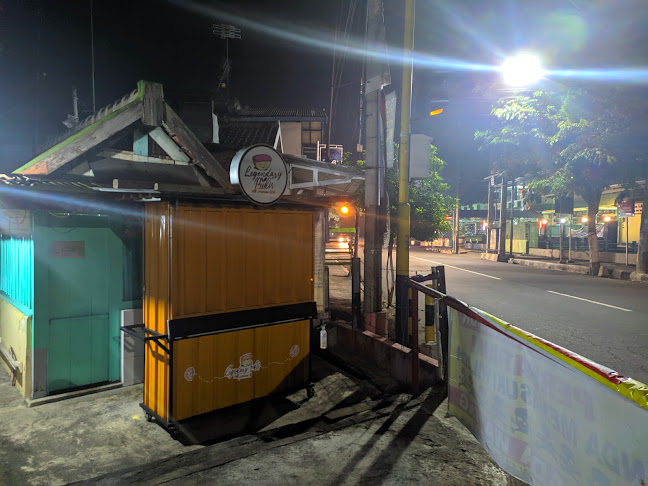 Legendary Pukis - Gastronomi dan perhotelan