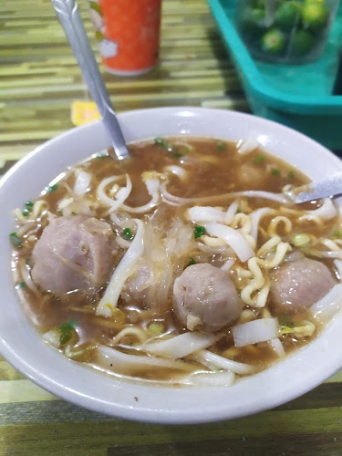 Comentarii opinii despre Mie Kering Dian