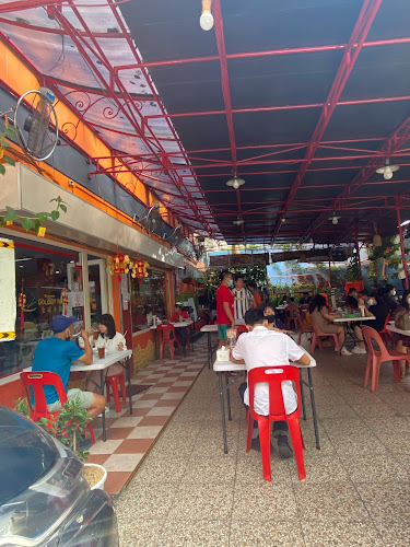 Golden Yen - Gastronomi dan perhotelan