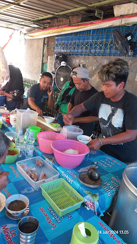 HIDANGAN SOP & NASI BATU PUTIH - Gastronomi dan perhotelan