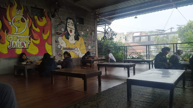 Kopi Jahat - Gastronomi dan perhotelan