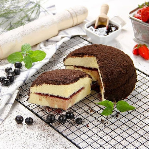 Solo Pluffy - Gastronomi dan perhotelan