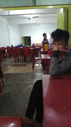 Ayam Penyet dan Pecel Lele Angkringan H. Kasni