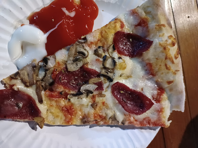 Comentarii opinii despre Liberty Slice Pizza