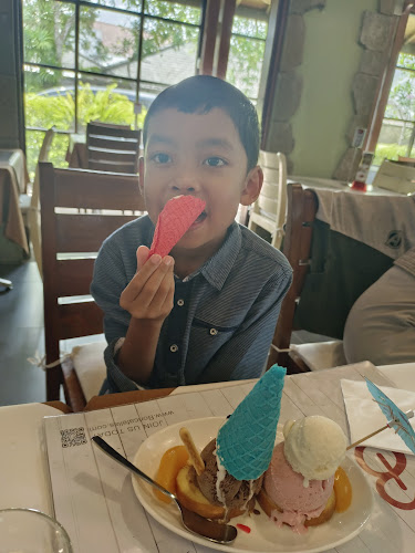 Boncafe Steak & Ice Cream - Gastronomi dan perhotelan