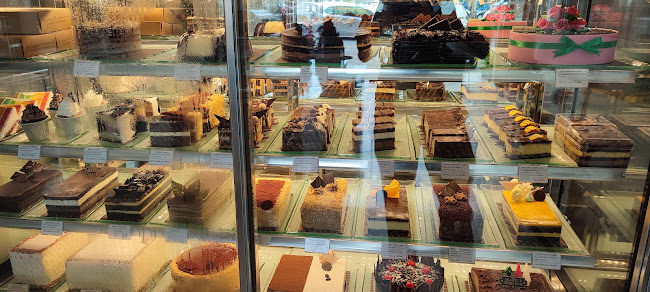 Jl. Pengayoman No.DC9, Masale, Kec. Panakkukang, Kota Makassar, Sulawesi Selatan 90231