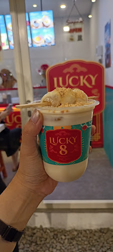 Comentarii opinii despre Lucky 8 , Gion Market