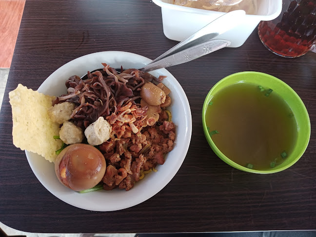 Salad Premium Binjai - Gastronomi dan perhotelan