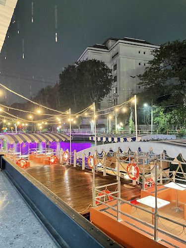 Comentarii opinii despre Sentra Wisata Kuliner Taman Prestasi