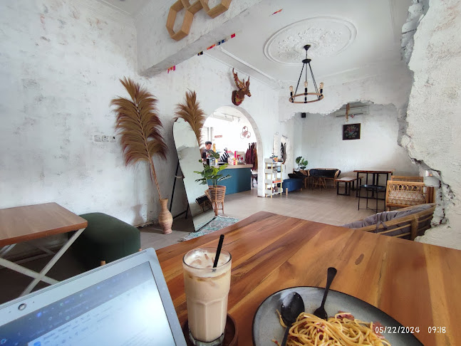 Jl. Ir. Sutami No.18, RT.005/RW.011, Sukasari, Kec. Tangerang, Kota Tangerang, Banten 15118