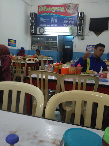Bakso & Mie Ayam Mas Yono - Gastronomi dan perhotelan